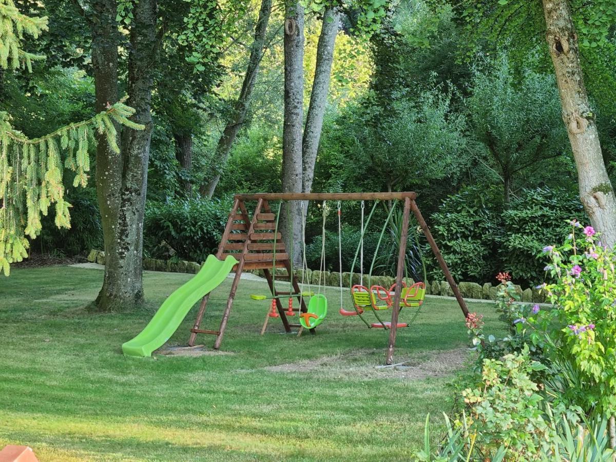 Вилла Moulin De Giroir Migne-Auxances Экстерьер фото