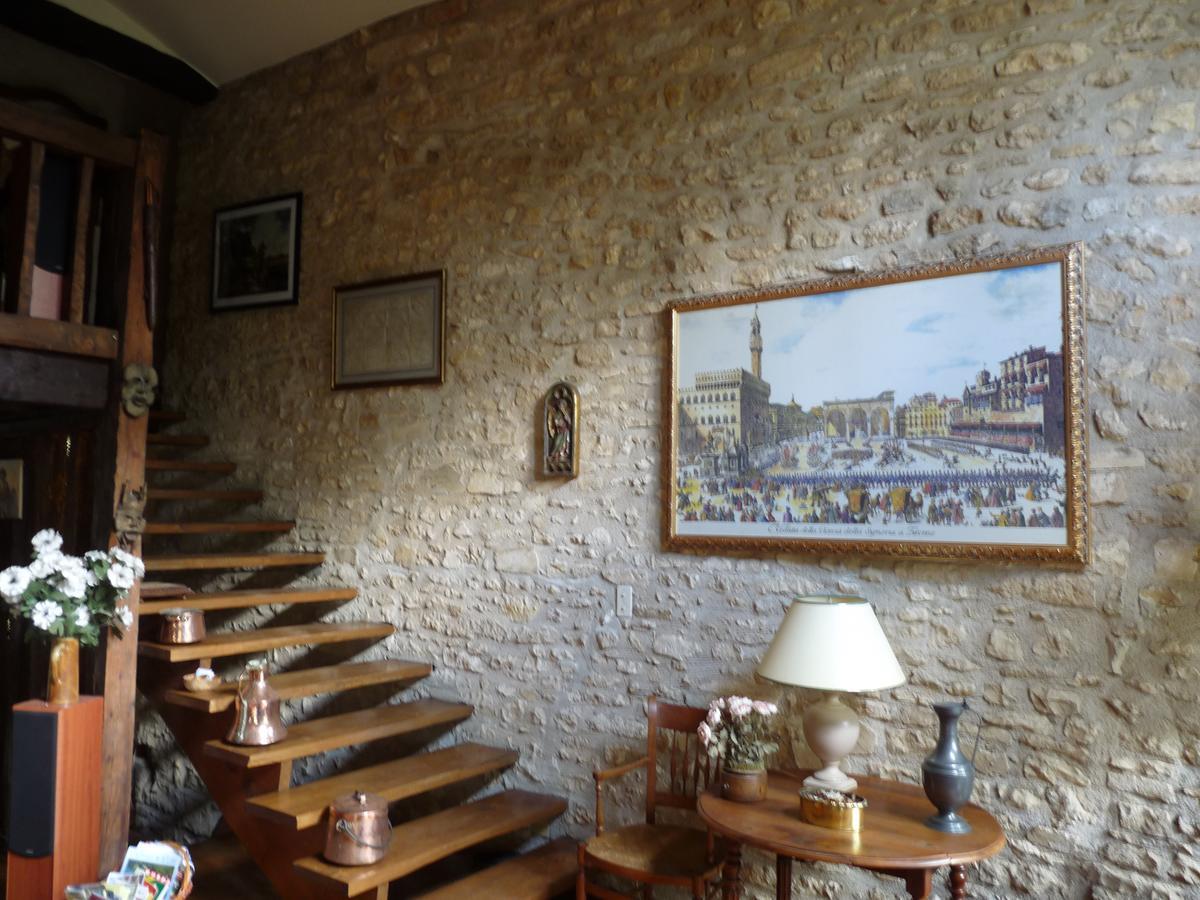 Вилла Moulin De Giroir Migne-Auxances Экстерьер фото